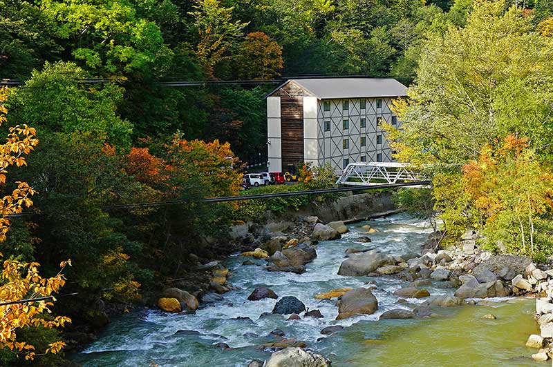 Visiting Onsen Resort: Asahikawa, Sounkyo, Obihiro