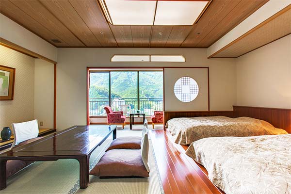 Tour to Kinugawa Onsen